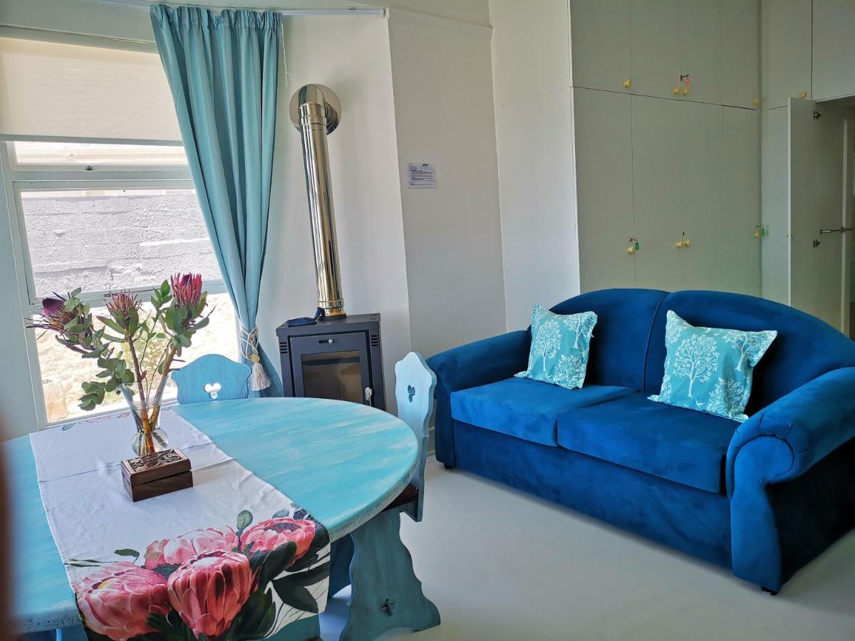 Rachawadee Accomodation​ & Health Spa Simon's Town Exterior photo