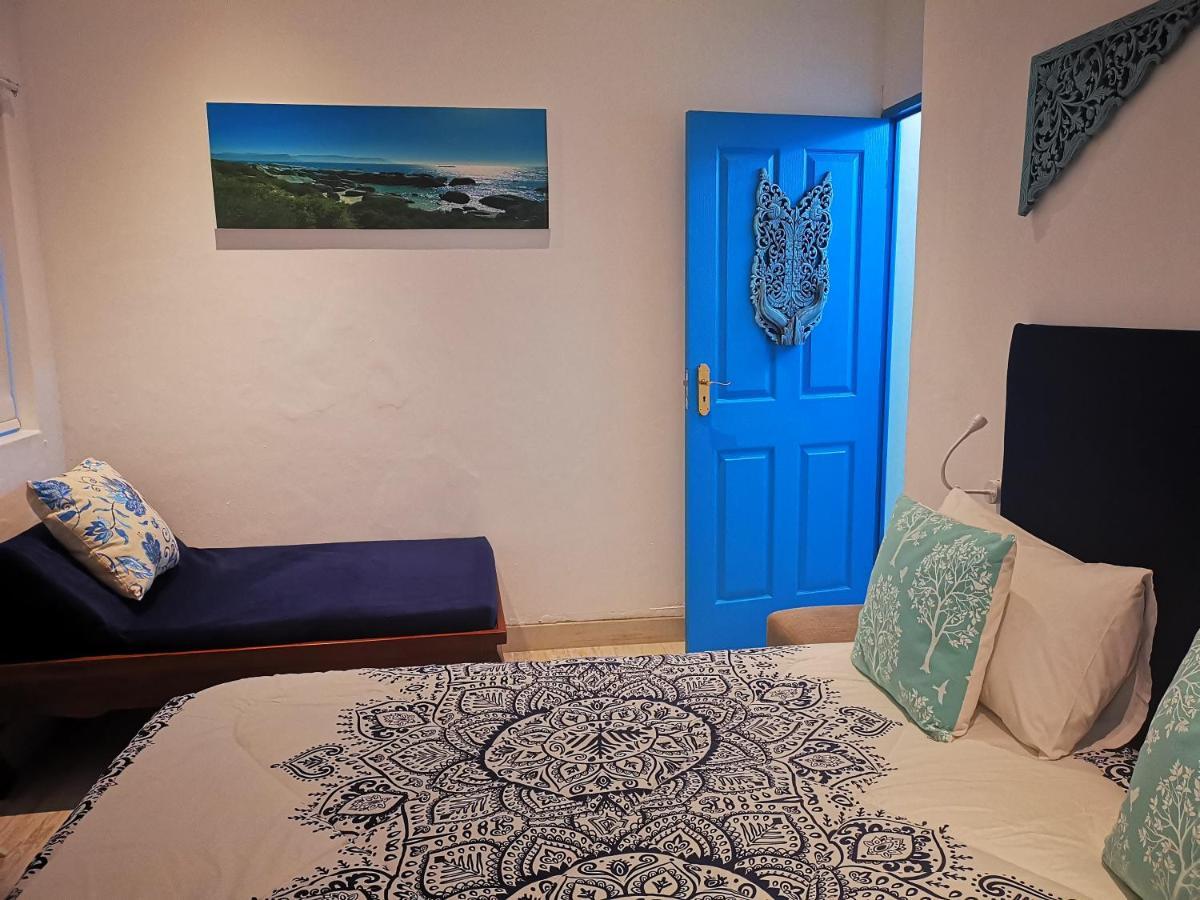 Rachawadee Accomodation​ & Health Spa Simon's Town Exterior photo