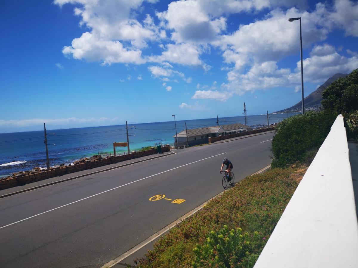 Rachawadee Accomodation​ & Health Spa Simon's Town Exterior photo