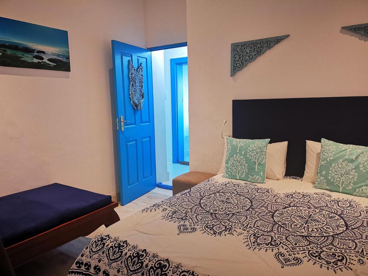Rachawadee Accomodation​ & Health Spa Simon's Town Exterior photo