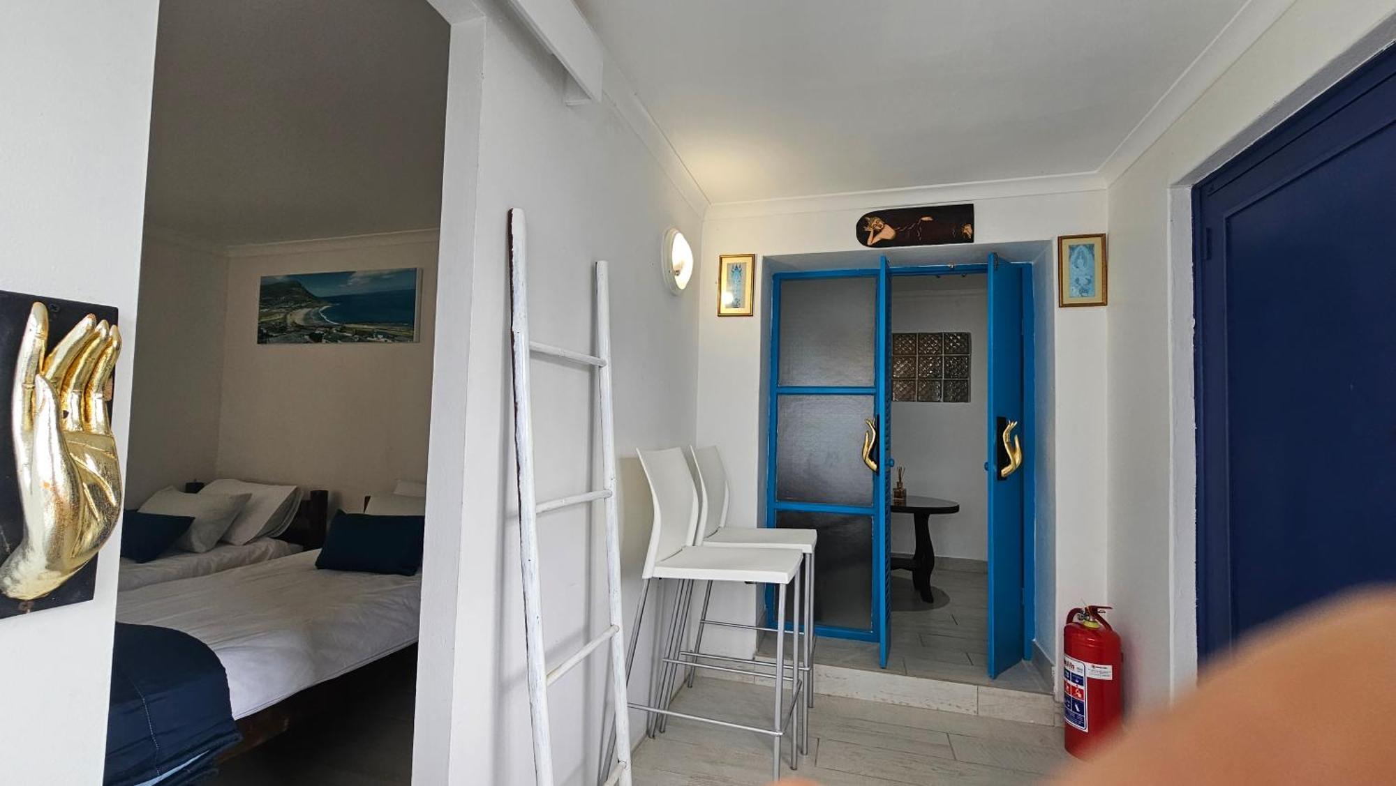 Rachawadee Accomodation​ & Health Spa Simon's Town Exterior photo